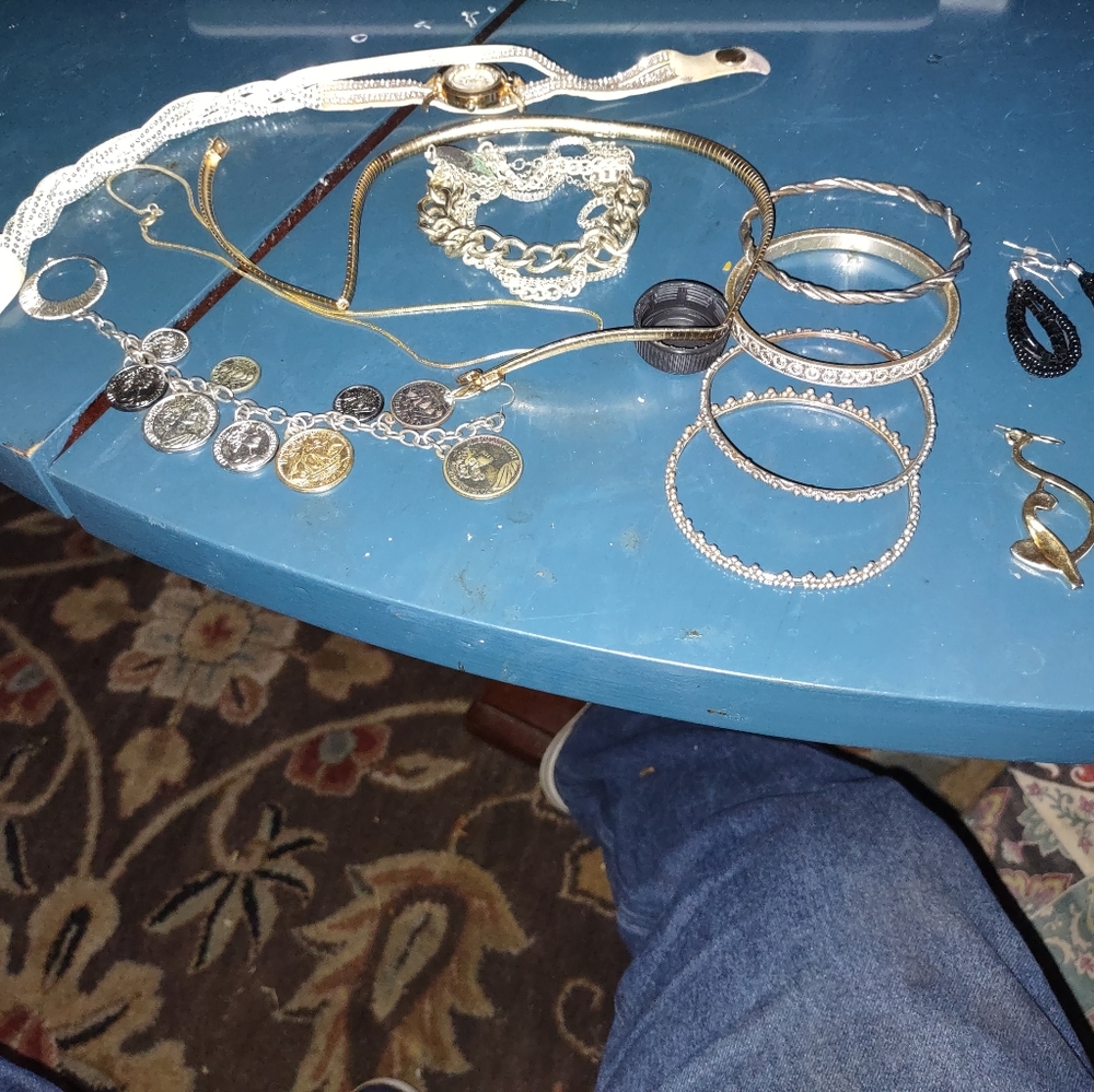 Costume jewelry tire class